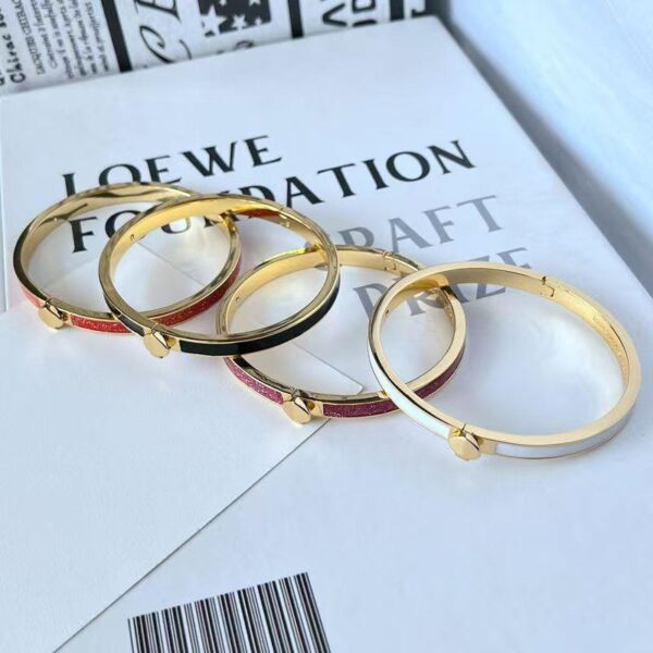 Trendy Heart Braclet For Women - Image 3