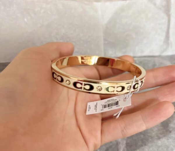Trending Golden Braclet For Women